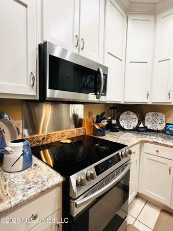 $199,900 | 1805 Geerkin Street, Unit 6, Pascagoula, MS 39581