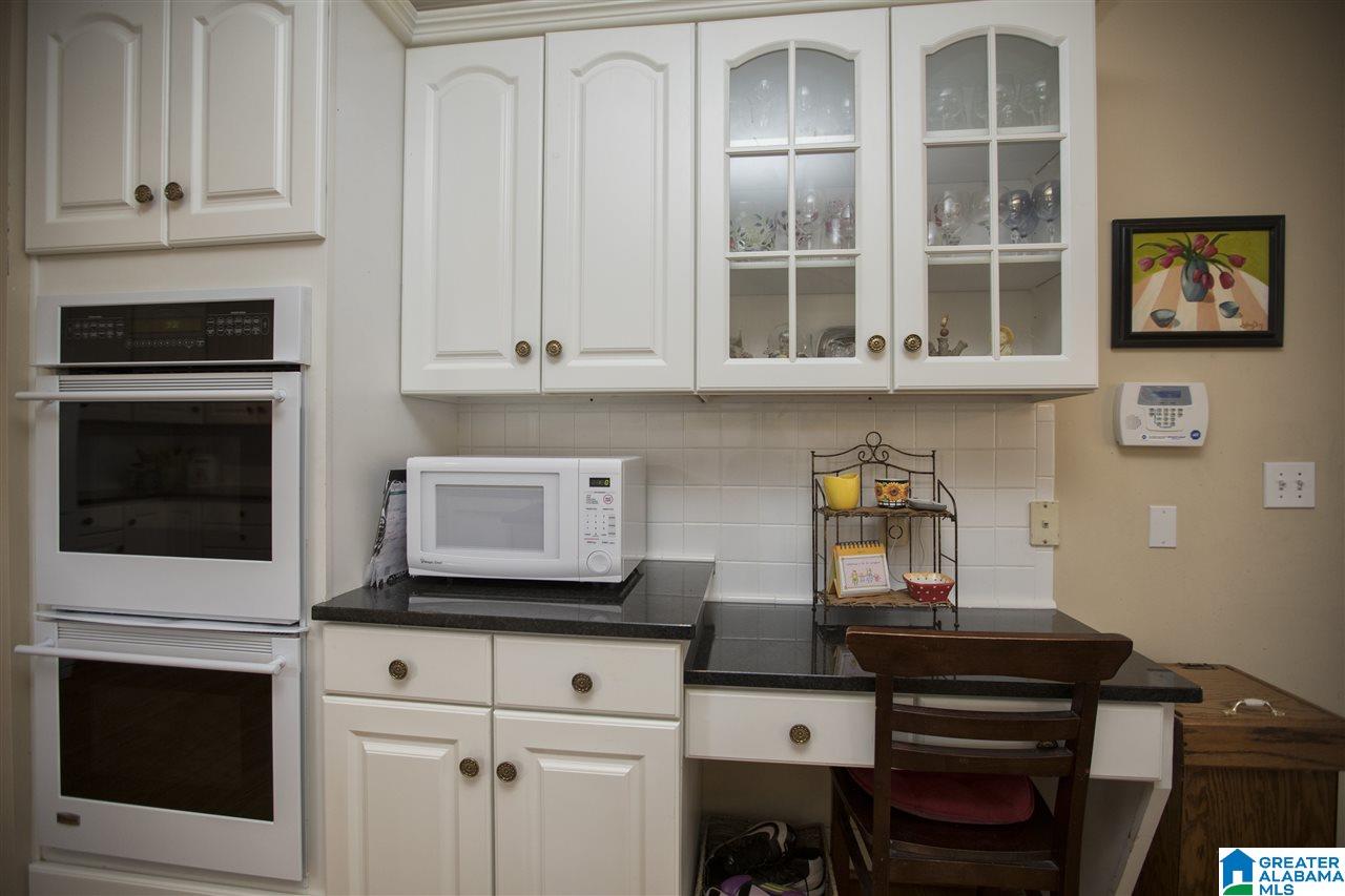 1009 Oak Tree Road Birmingham, AL 35244 - Photo 15 of 50