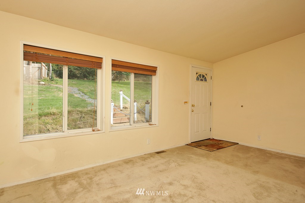 3252 Saratoga Road Langley, WA 98260 - Photo 12 of 25 Gallery Image 12