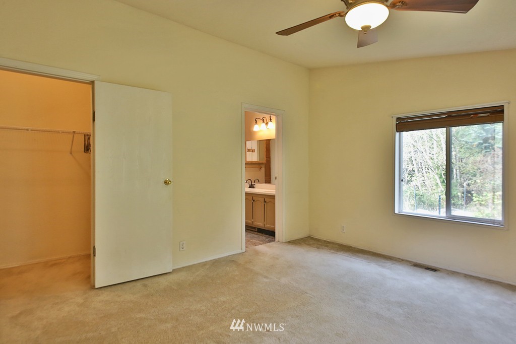 3252 Saratoga Road Langley, WA 98260 - Photo 14 of 25 Gallery Image 14