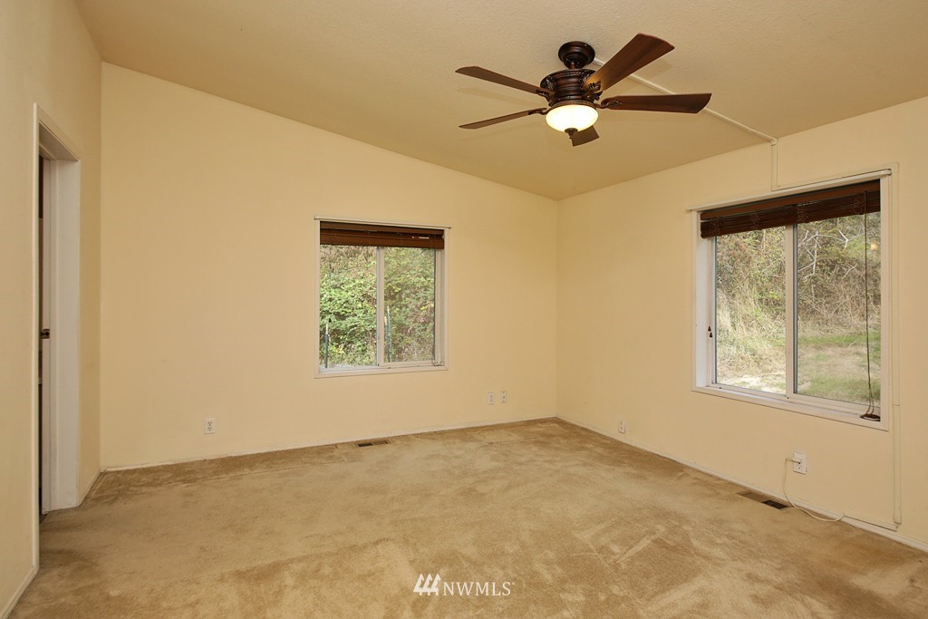 3252 Saratoga Road Langley, WA 98260 - Photo 15 of 25 Gallery Image 15