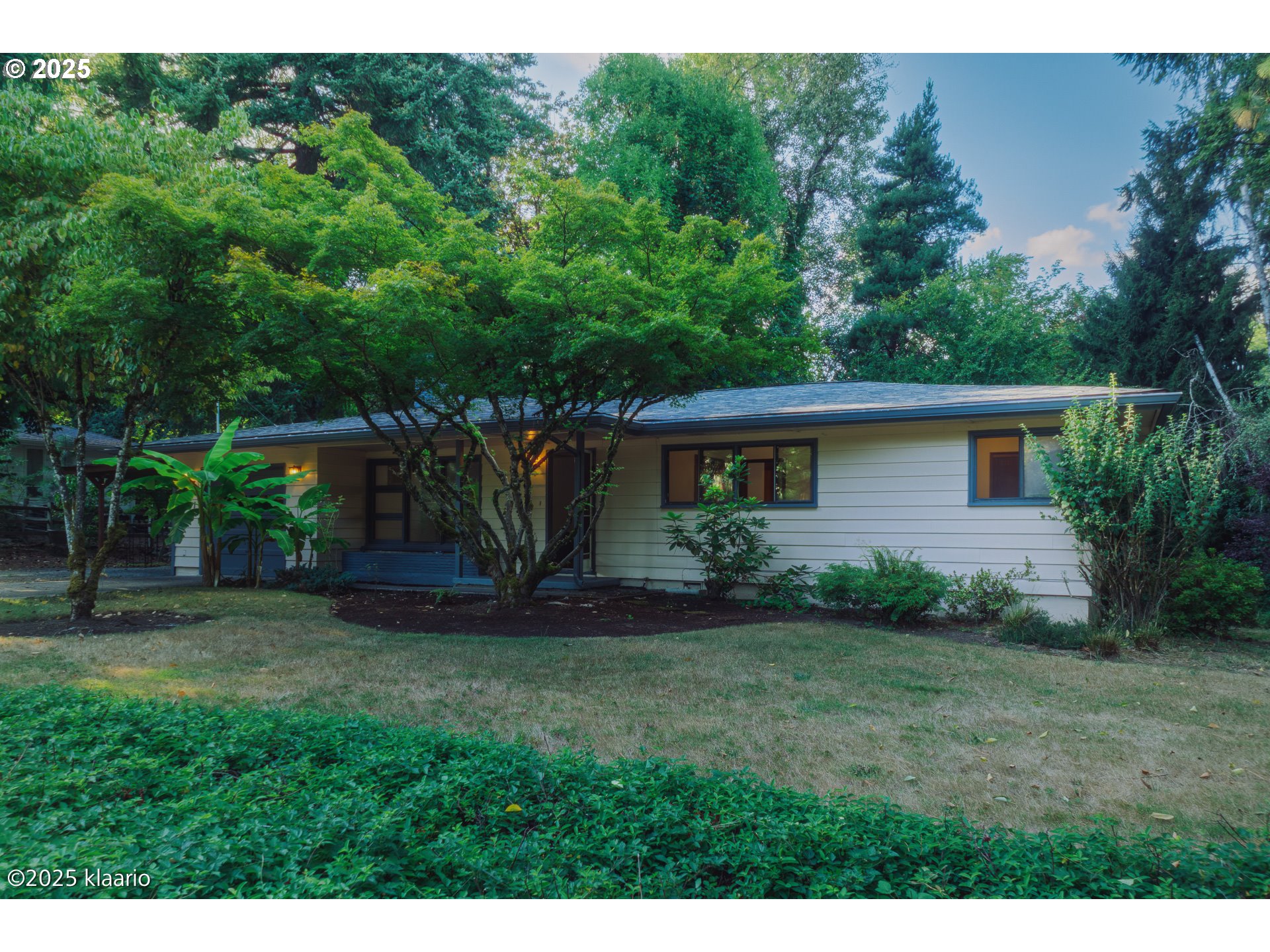 3691 Ridgewood Way West Linn, OR 97068 - Photo 30 of 34 a view of backyard with green space