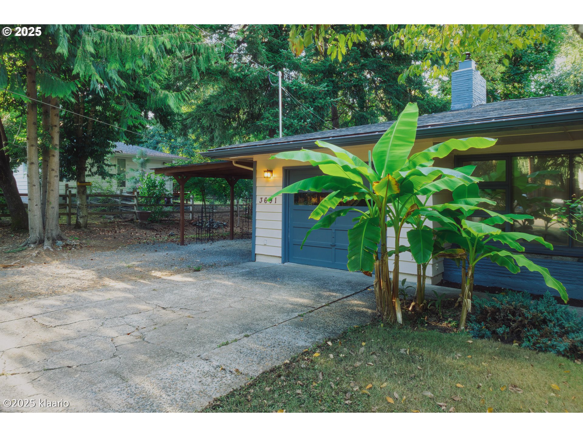 3691 Ridgewood Way West Linn, OR 97068 - Photo 3 of 34 a view of a yard with a tree