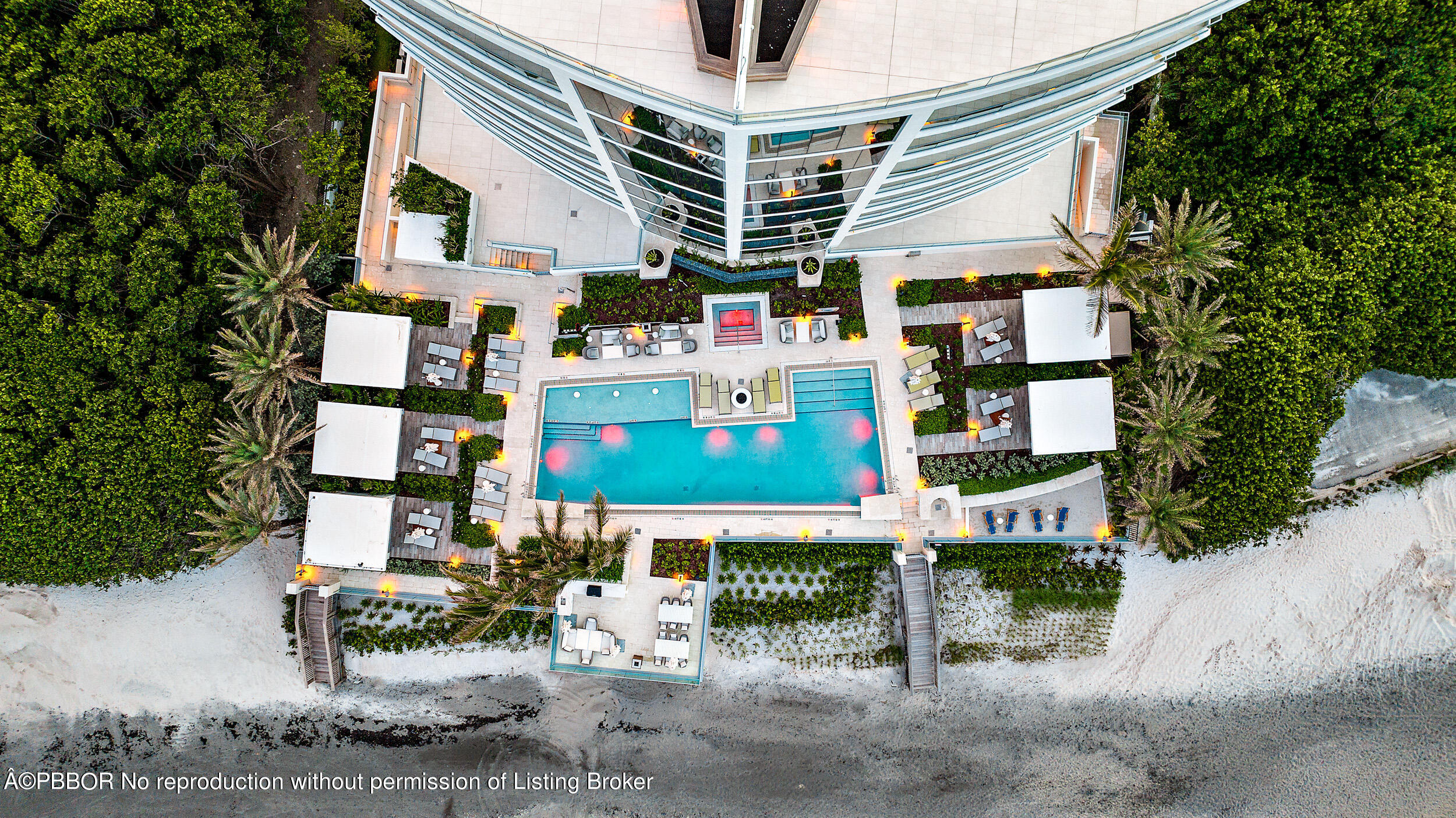 1500 South Beach Road, Unit 403 Jupiter, FL 33469 - Photo 36 of 36 a view of backyard with outdoor seating and trees