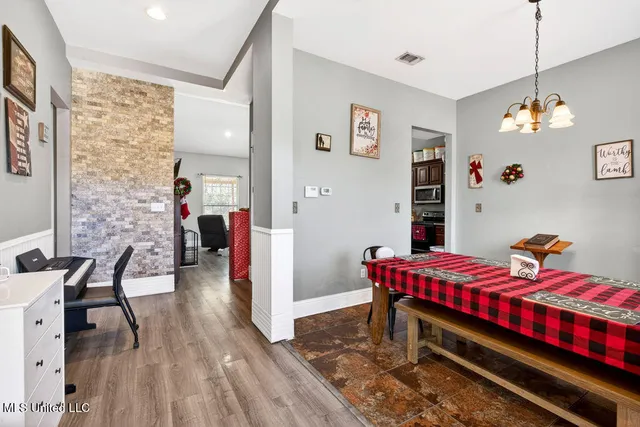 $275,000 | 43 Parker Road, Perkinston, MS 39573