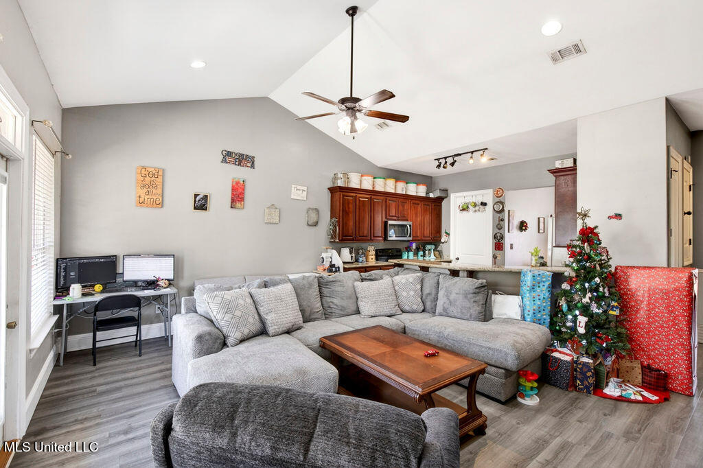 43 Parker Road Perkinston, MS 39573 - Photo 22 of 42 43ParkerRd-22