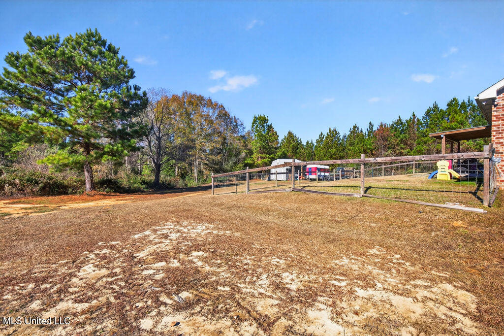 43 Parker Road Perkinston, MS 39573 - Photo 5 of 42 43ParkerRd-5