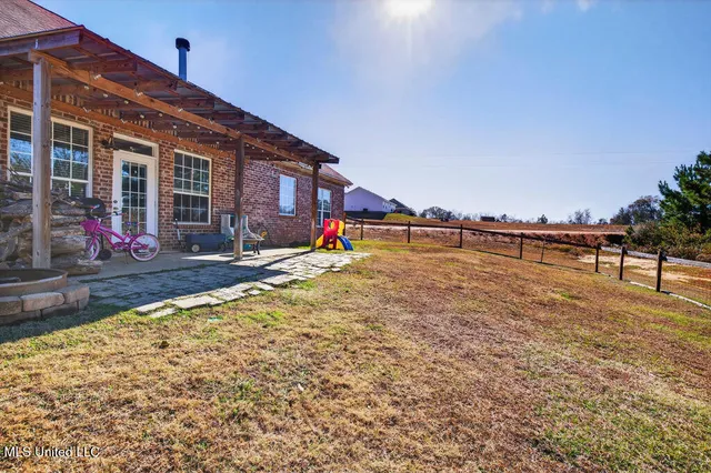 $275,000 | 43 Parker Road, Perkinston, MS 39573