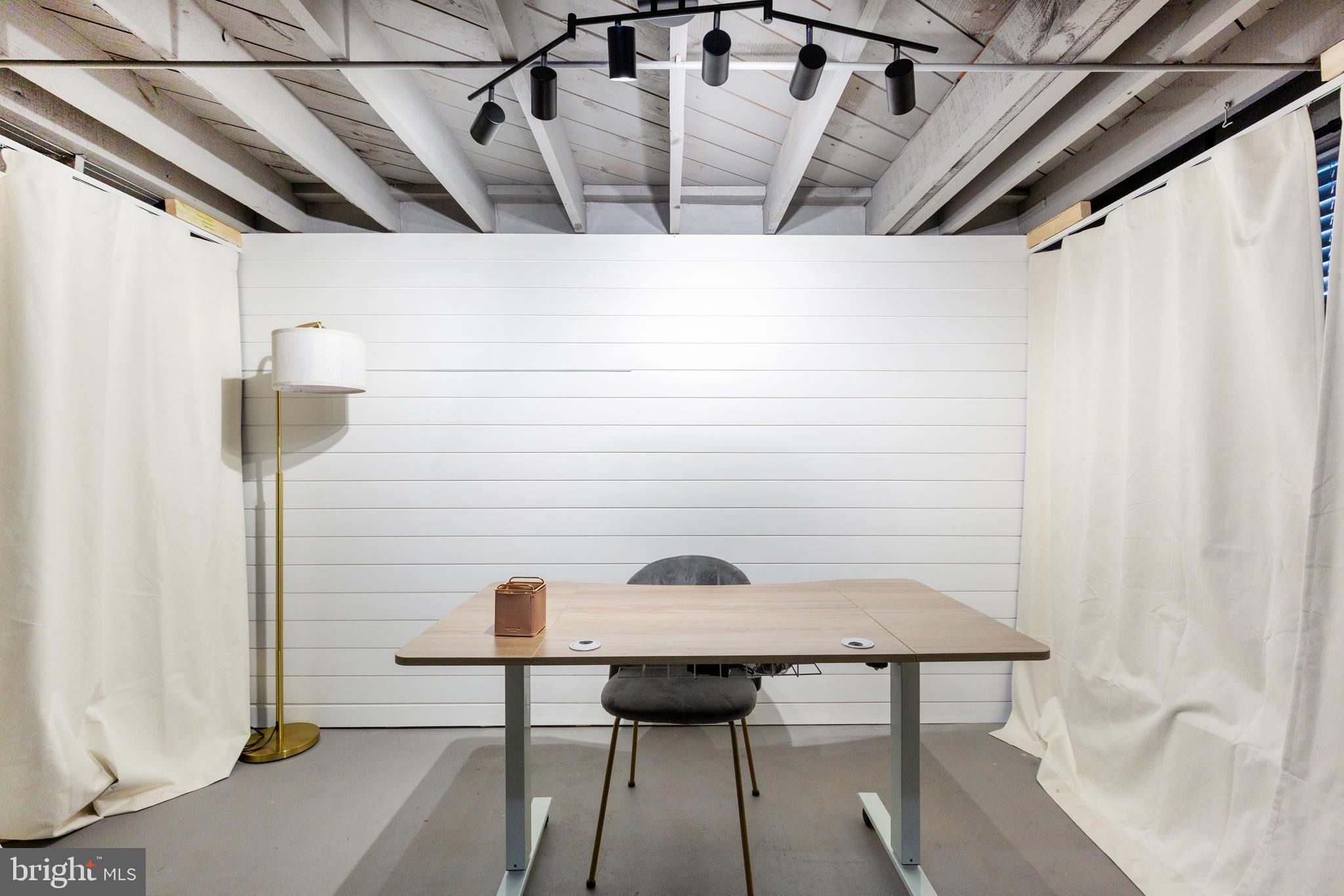 413 Imla Street Baltimore, MD 21224 - Photo 32 of 38 a view of a door and chair in the patio