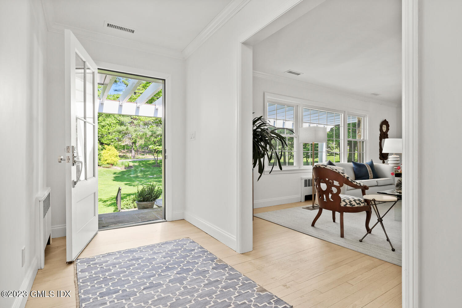 7 Cottontail Road Cos Cob, CT 06807 - Photo 4 of 39 a view of a livingroom with furniture