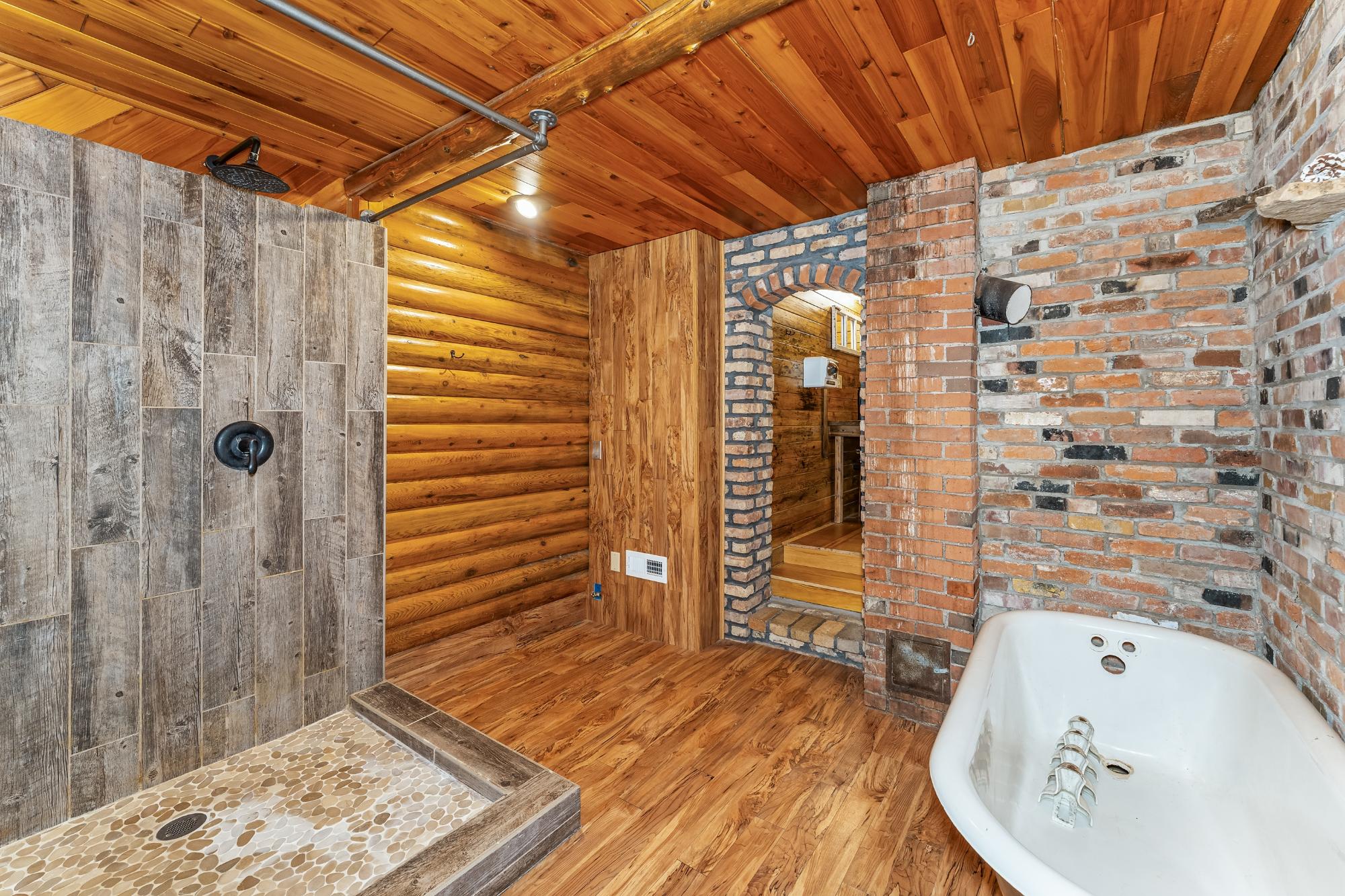 7603 Strasburg Road Minocqua, WI 54548 - Photo 18 of 38 Gallery Image 18