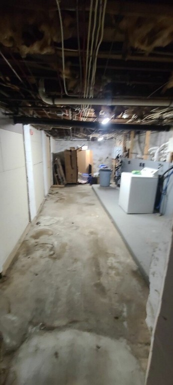 478 Cumberland Hill Road Woonsocket, RI 02895 - Photo 16 of 18