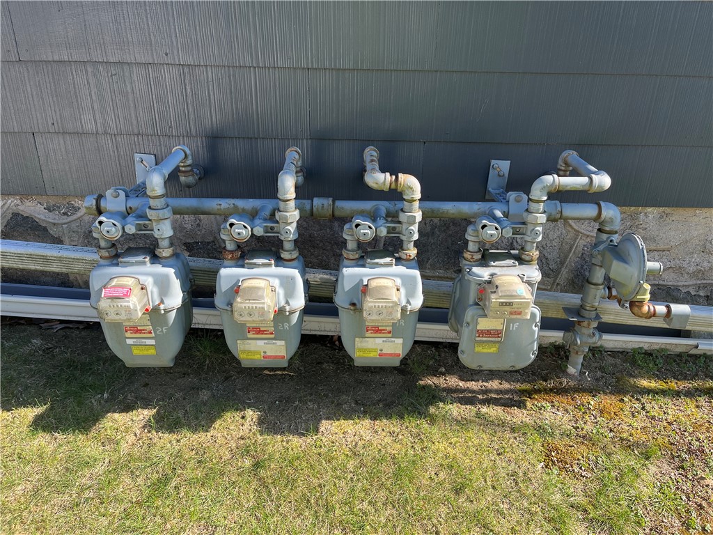 478 Cumberland Hill Road Woonsocket, RI 02895 - Photo 18 of 18