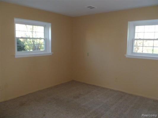 3293 Wendover Road Troy, MI 48084 - Photo 18 of 20 18.jpg