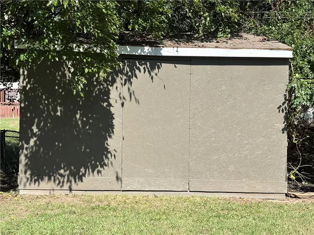 $216,000 | 7500 East 119 Terrace, Grandview, MO 64030