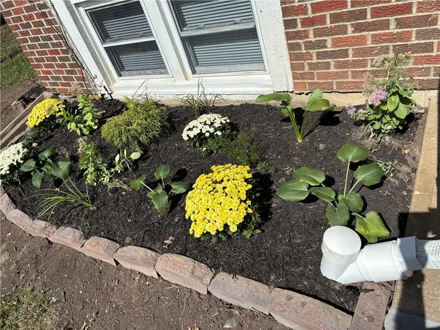 $216,000 | 7500 East 119 Terrace, Grandview, MO 64030