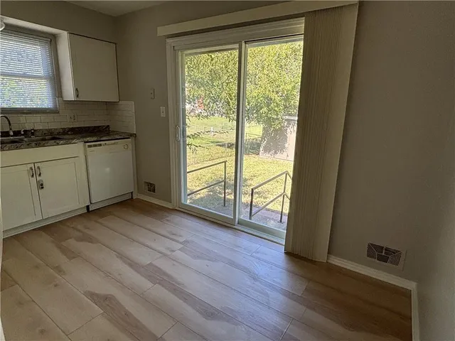 $216,000 | 7500 East 119 Terrace, Grandview, MO 64030