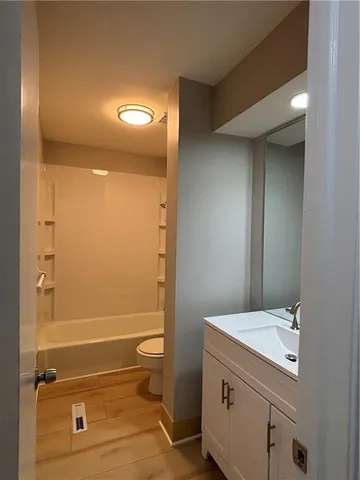 $216,000 | 7500 East 119 Terrace, Grandview, MO 64030