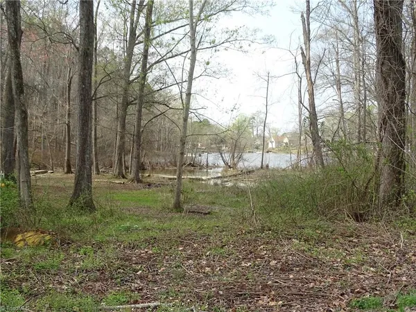 $179,900 | 453 Riverview Lane, Lexington, NC 27292