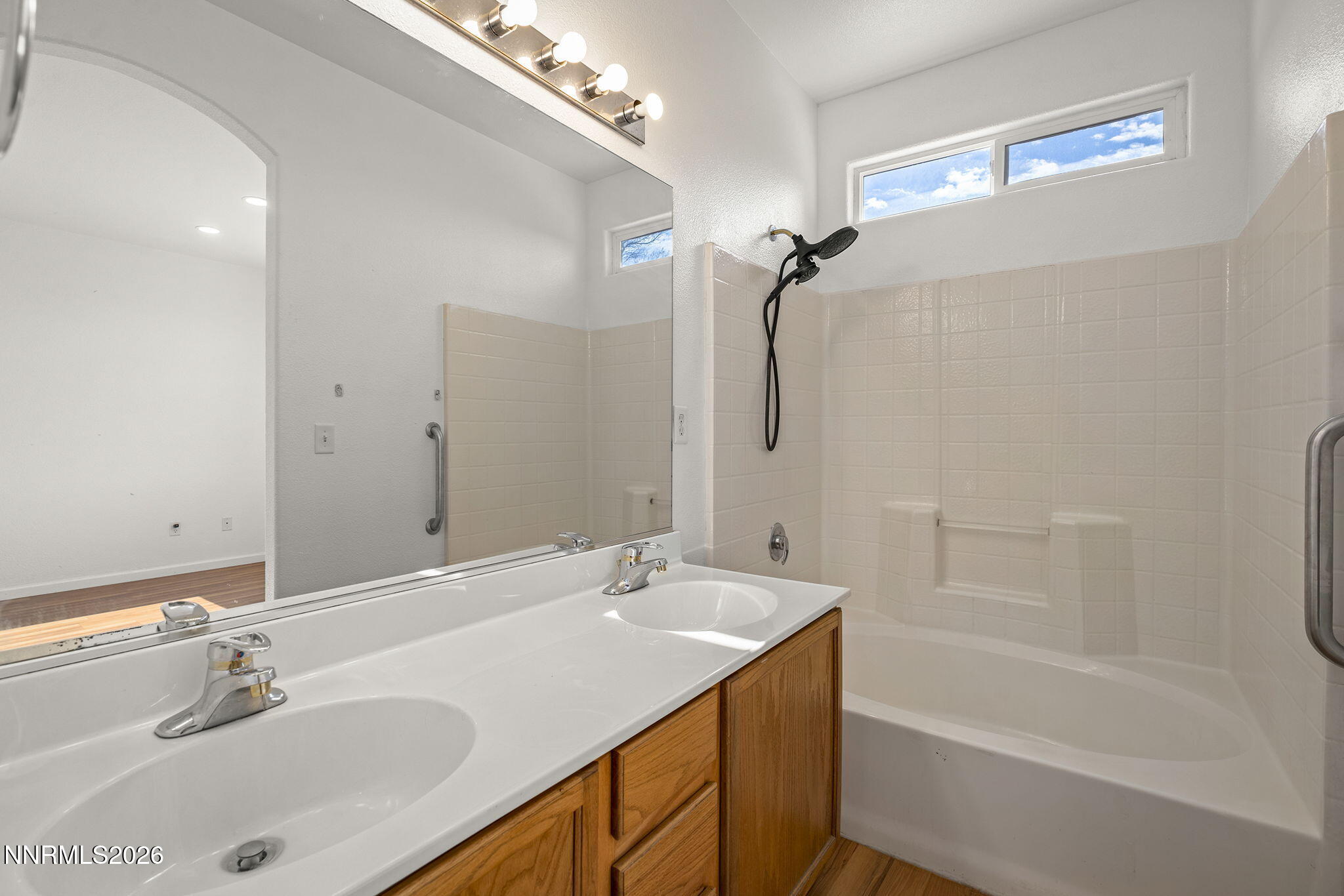 9690 Thornridge Court Reno, NV 89506 - Photo 11 of 20 11-web-or-mls-_DSC1345