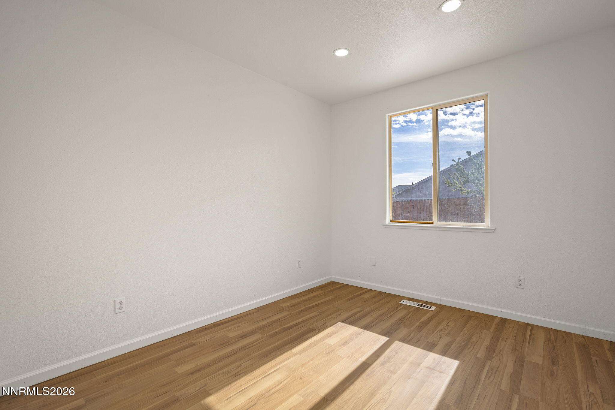 9690 Thornridge Court Reno, NV 89506 - Photo 12 of 20 12-web-or-mls-_DSC1331