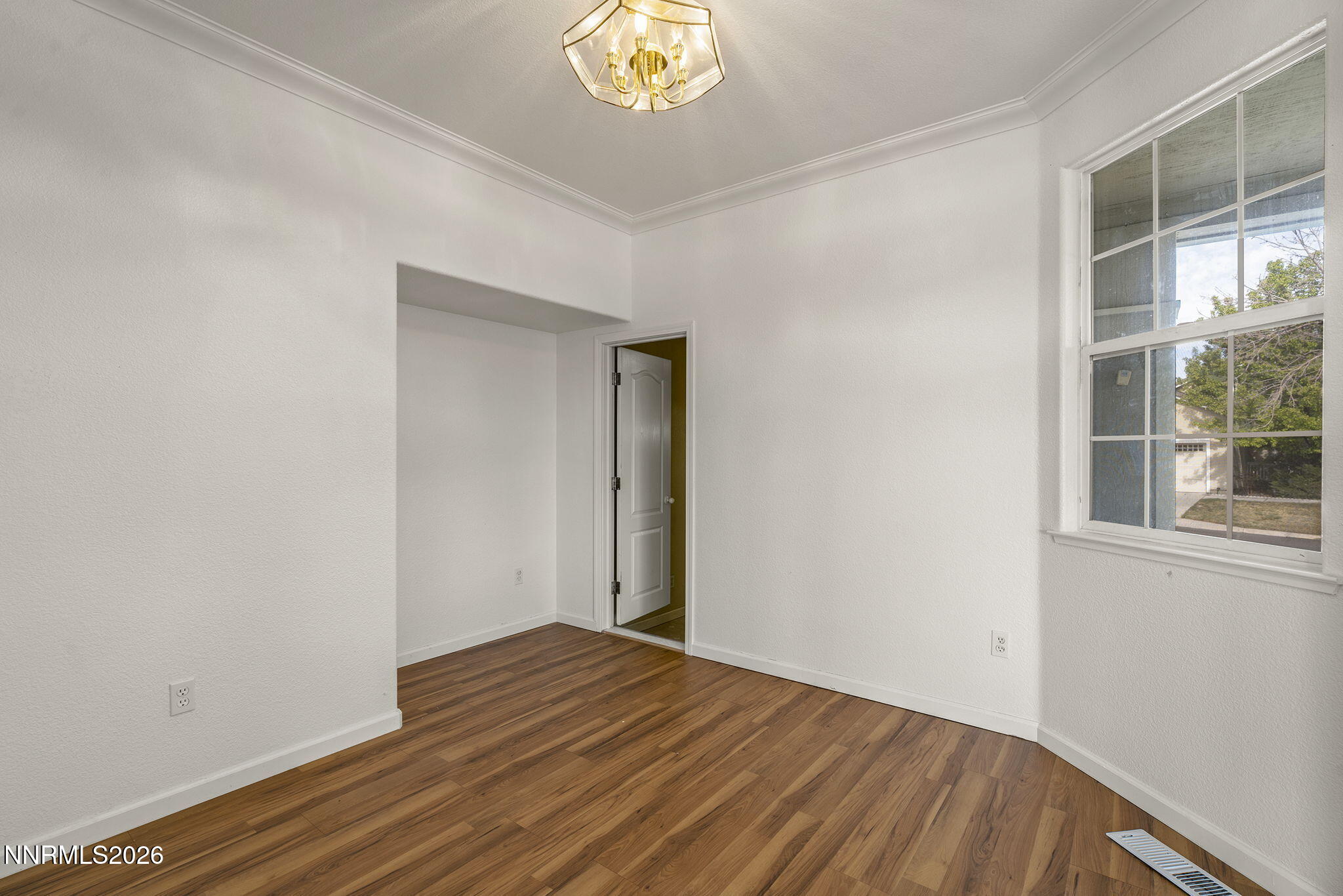 9690 Thornridge Court Reno, NV 89506 - Photo 15 of 20 15-web-or-mls-_DSC1306