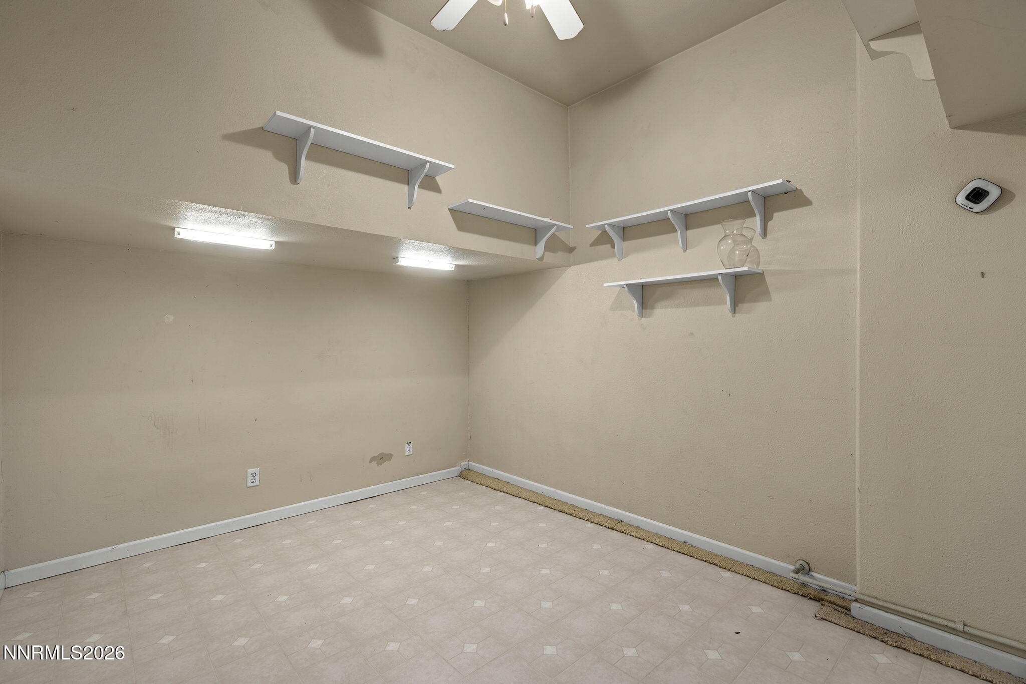 9690 Thornridge Court Reno, NV 89506 - Photo 16 of 20 16-web-or-mls-_DSC1311