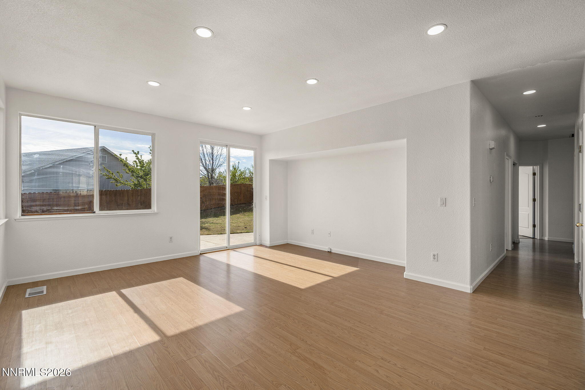 9690 Thornridge Court Reno, NV 89506 - Photo 5 of 20 5-web-or-mls-_DSC1296