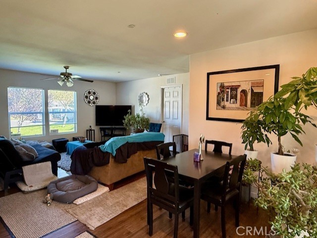 9200 Pinewood Court Atascadero, CA 93422 - Photo 15 of 26 a living room with furniture and a flat screen tv