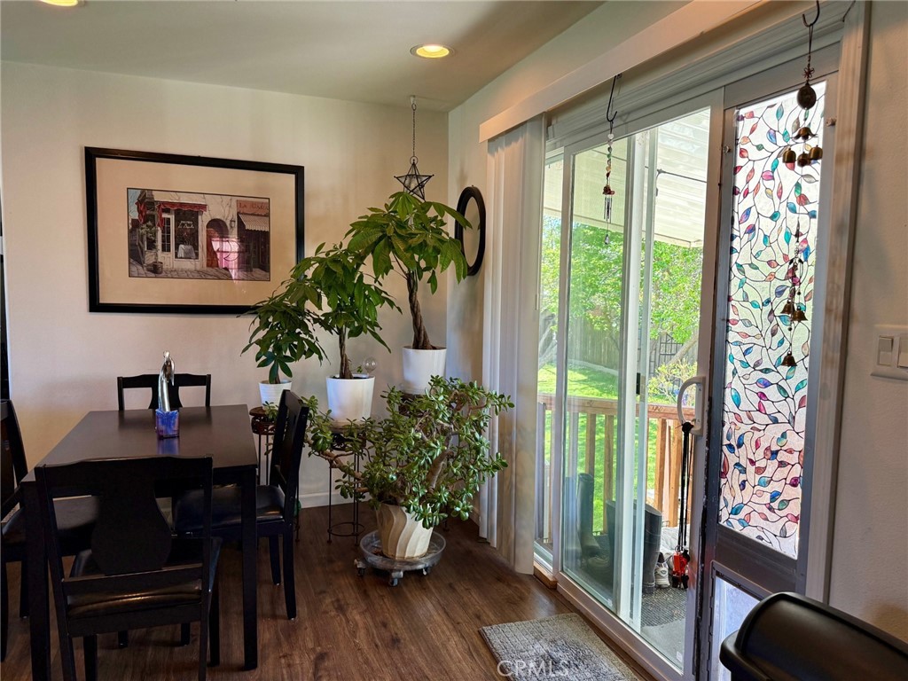 9200 Pinewood Court Atascadero, CA 93422 - Photo 20 of 26 a view of a workspace with furniture and a potted plant