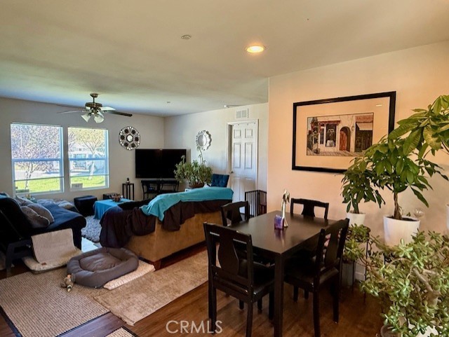 9200 Pinewood Court Atascadero, CA 93422 - Photo 22 of 26 a living room with furniture and a flat screen tv