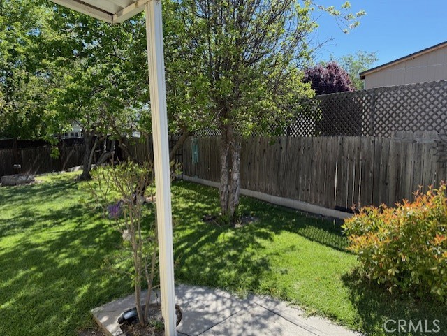 9200 Pinewood Court Atascadero, CA 93422 - Photo 5 of 26 a view of a garden