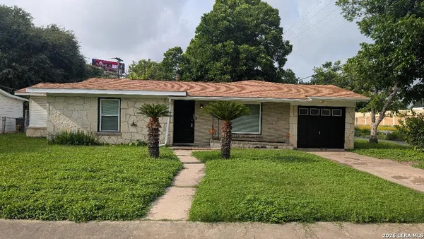 $1,800 | 166 Tabard Drive, San Antonio, TX 78213