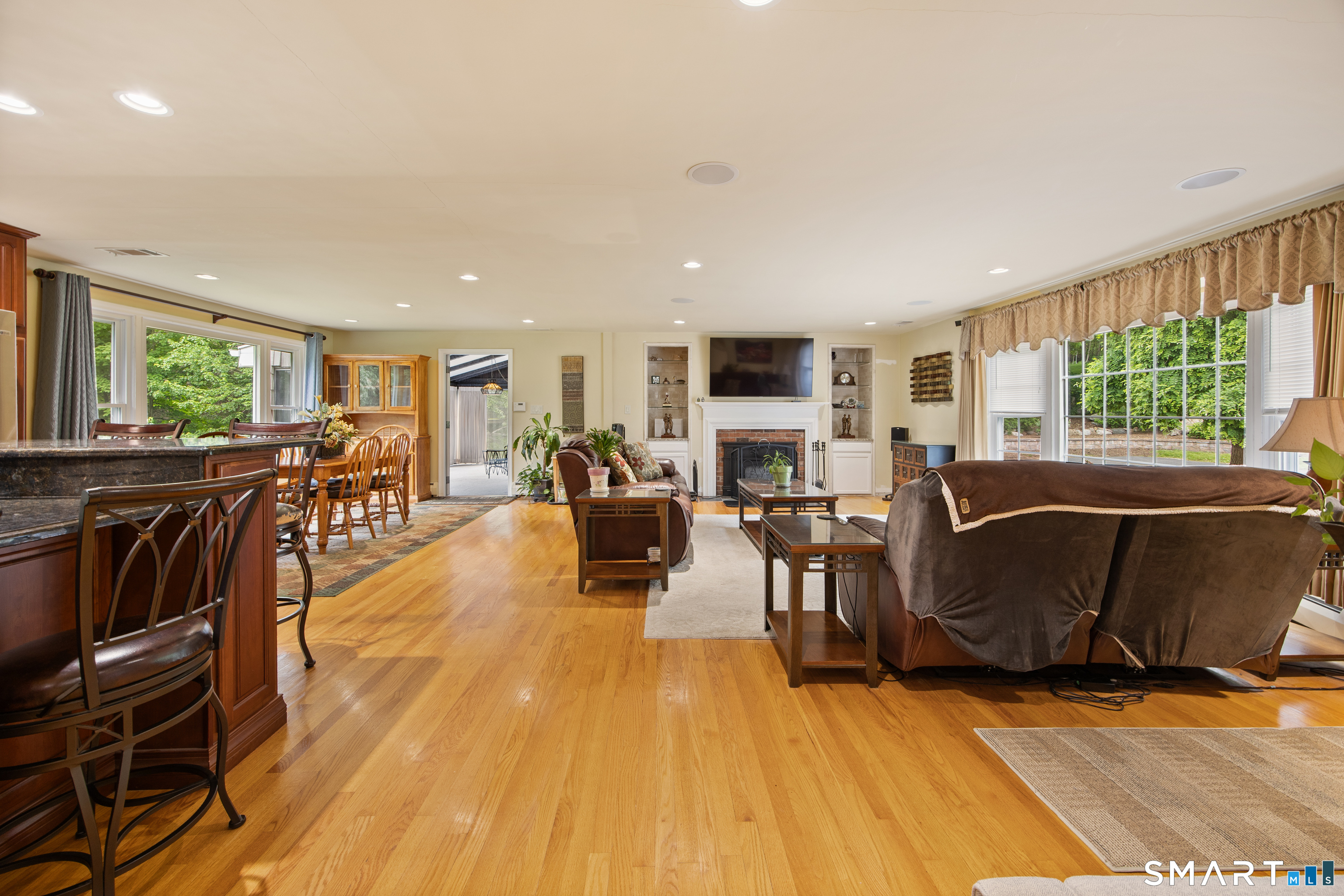 26 Brookmoor Road Avon, CT 06001 - Photo 11 of 38