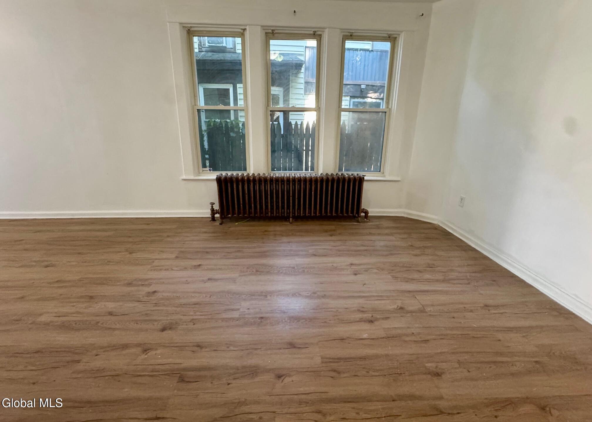 495 Morris Street Albany, NY 12208 - Photo 7 of 26 IMG_7721