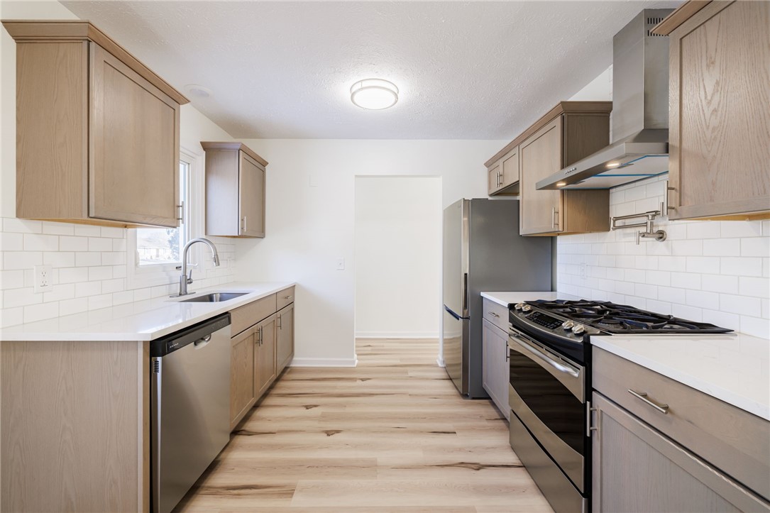 295 Straub Road Greece, NY 14626 - Photo 14 of 35