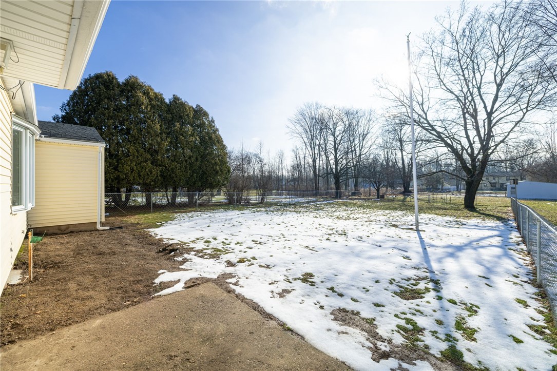 295 Straub Road Greece, NY 14626 - Photo 3 of 35