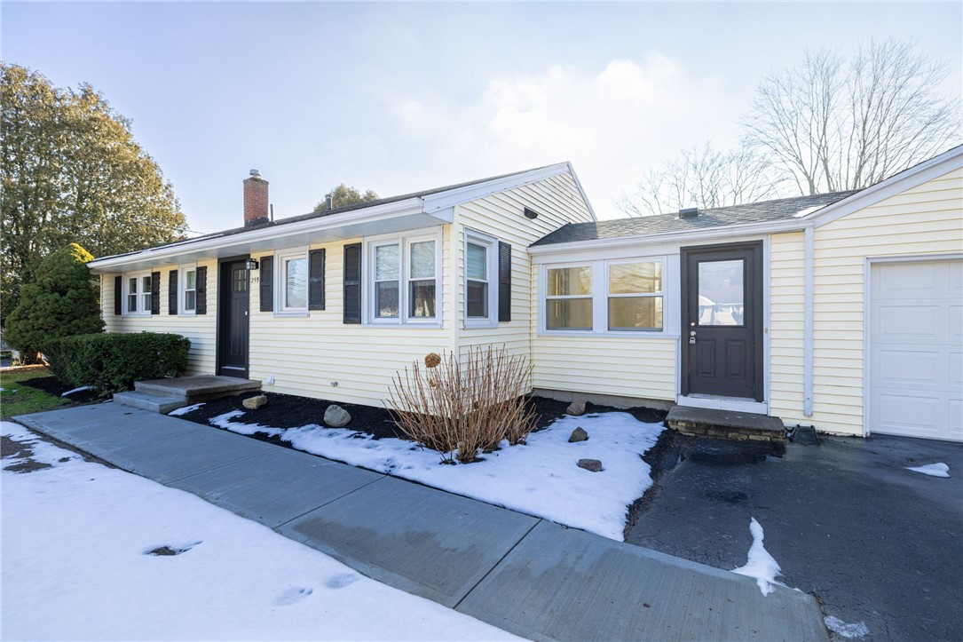 295 Straub Road Greece, NY 14626 - Photo 7 of 35