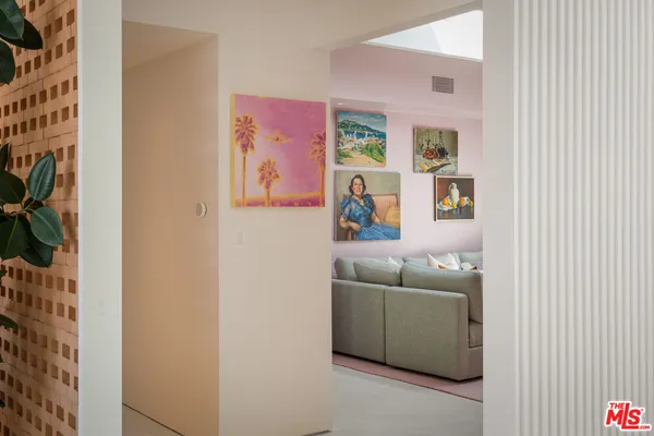 $30,000 | 1227 Tellem Drive, Pacific Palisades, CA 90272