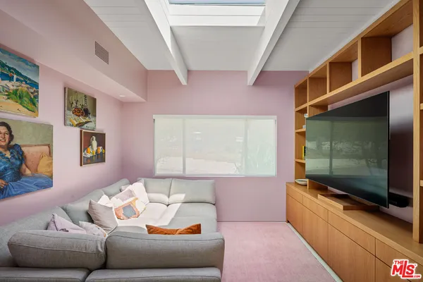 $30,000 | 1227 Tellem Drive, Pacific Palisades, CA 90272