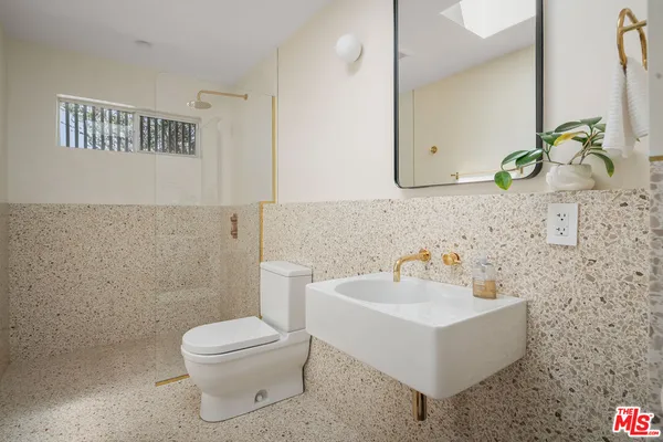 $30,000 | 1227 Tellem Drive, Pacific Palisades, CA 90272