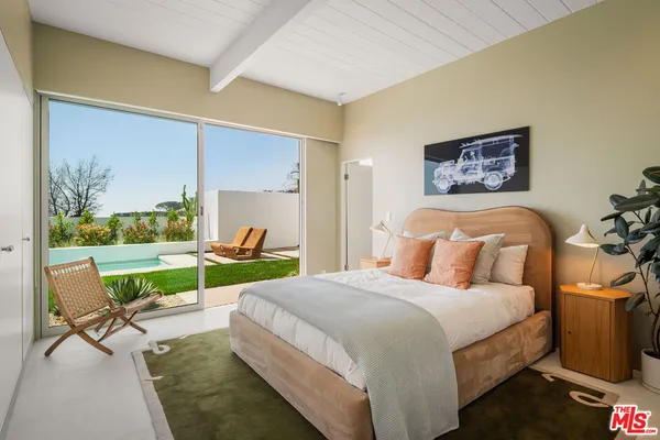$30,000 | 1227 Tellem Drive, Pacific Palisades, CA 90272