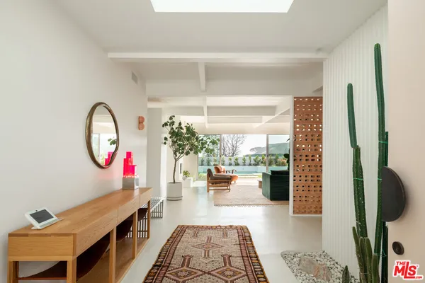 $30,000 | 1227 Tellem Drive, Pacific Palisades, CA 90272