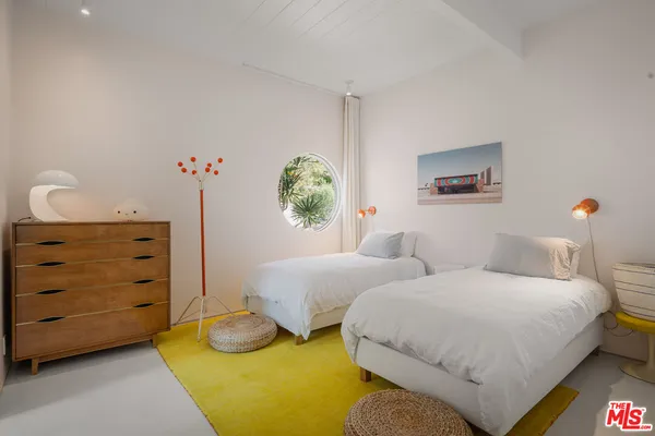 $30,000 | 1227 Tellem Drive, Pacific Palisades, CA 90272