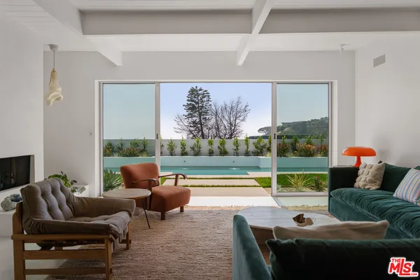 $30,000 | 1227 Tellem Drive, Pacific Palisades, CA 90272