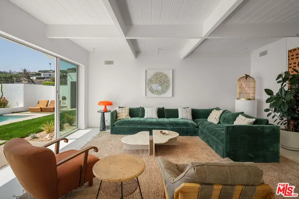 $30,000 | 1227 Tellem Drive, Pacific Palisades, CA 90272