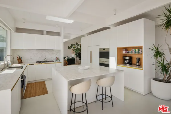 $30,000 | 1227 Tellem Drive, Pacific Palisades, CA 90272