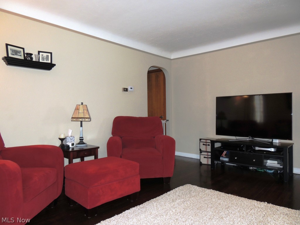 8012 Ackley Road Parma, OH 44129 - Photo 8 of 25