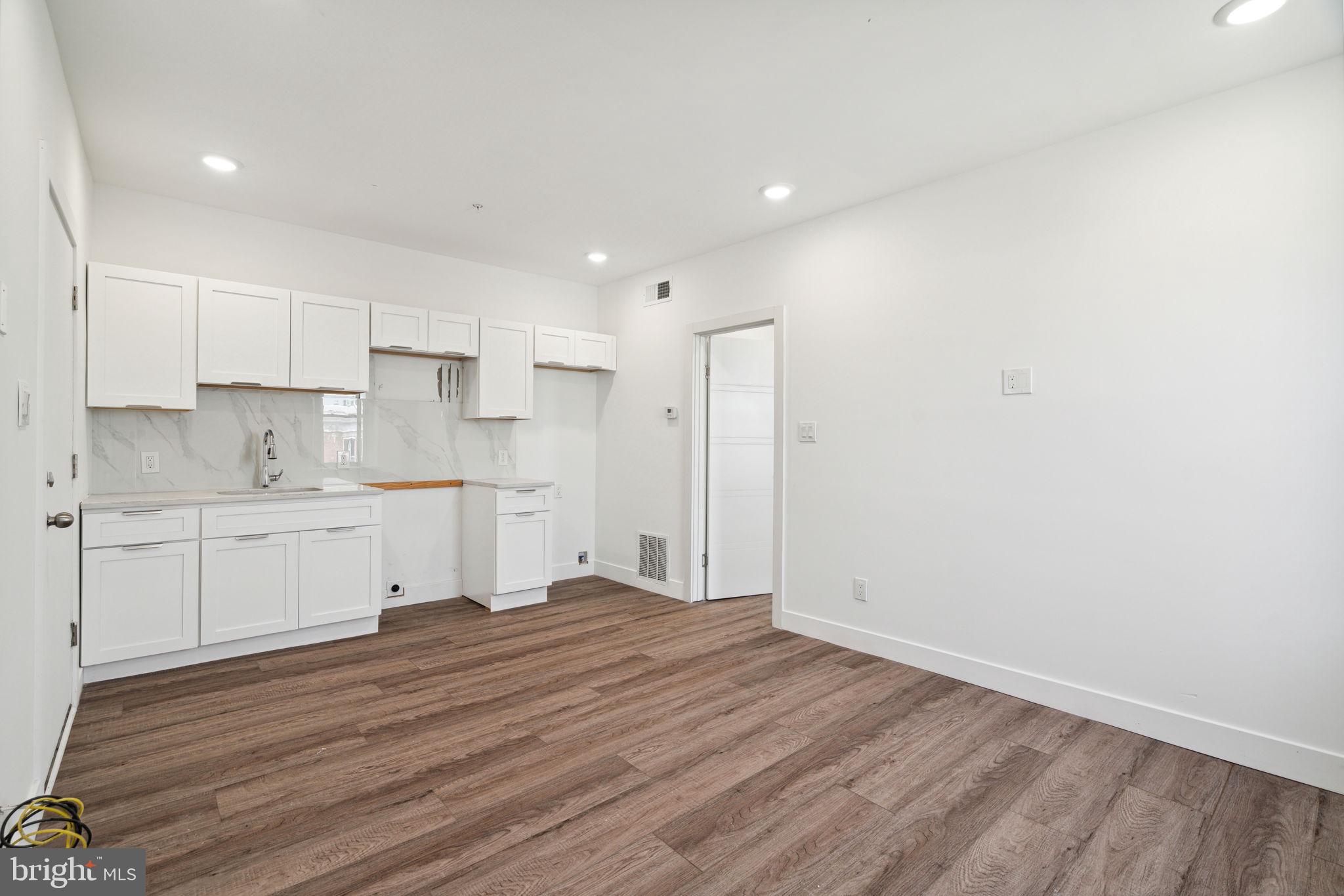 5164 Ridge Avenue, Unit 2 Philadelphia, PA 19128 - Photo 5 of 16