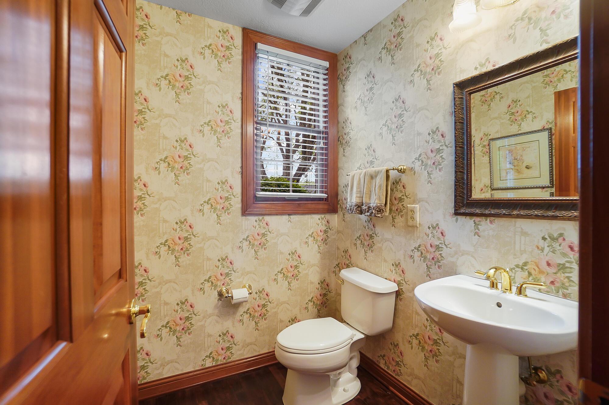 8434 Daventry Court Powell, OH 43065 - Photo 29 of 73 038